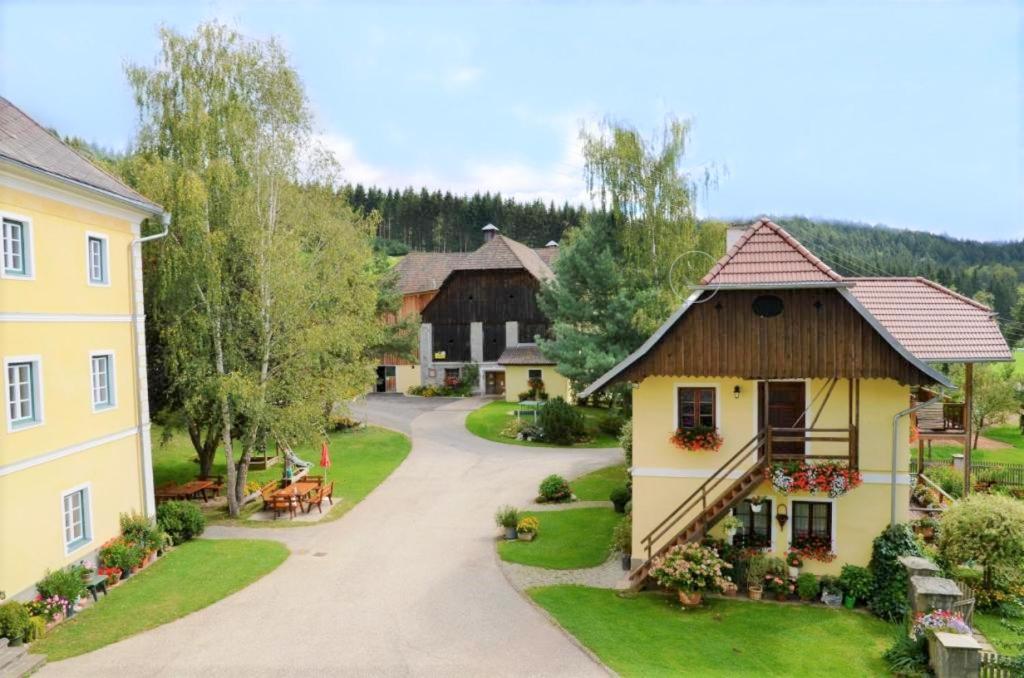 Staudachhof Appartement Althofen  Buitenkant foto